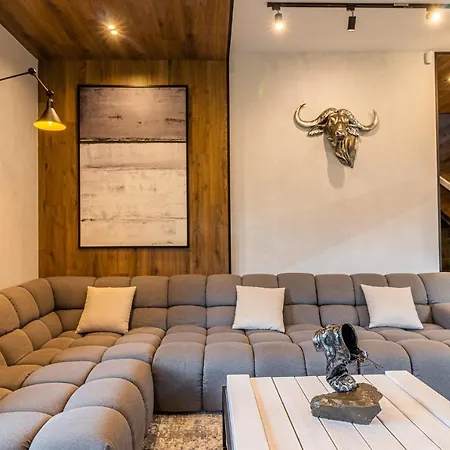 Sherwood Chalet