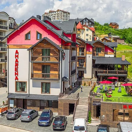 Complex Amarena - Breakfast Included In The Price Swimming Pool Sauna Hammam Jacuzzi Restaurant Inexpensive And Delicious Food Parking Area Barbecue 400 M To Lift 1 And