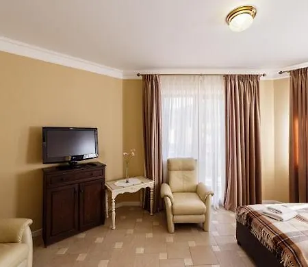 Luxury лакшери *