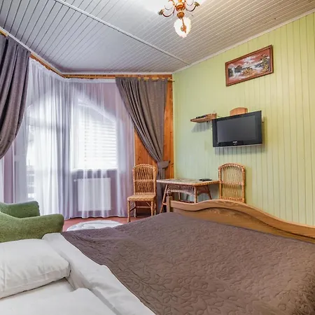 Guest house Familiia *