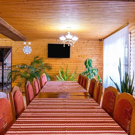 Гетьманська Булава Hotel *