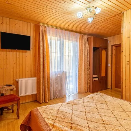 Гетьманська Булава Hotel *