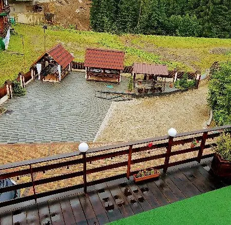 Zdybanka Hotel *