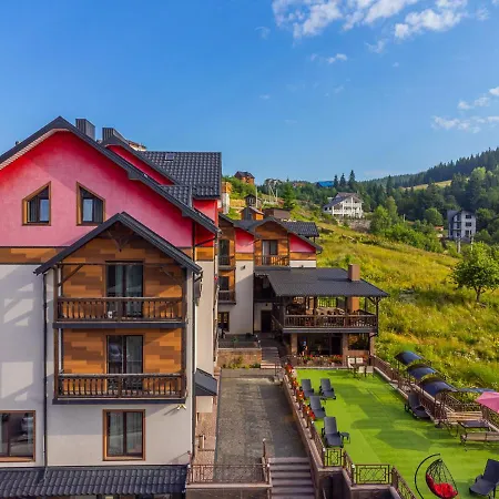 Amarena - Breakfast Included In The Price Swimming Pool Sauna Hammam Jacuzzi Restaurant Inexpensive And Delicious Food Parking Area Barbecue 400 M To Lift 1 And Complex Bukovel