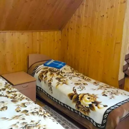 У Якима Hotel *