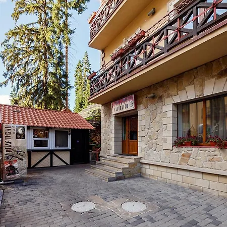 Hotel Patkovski *