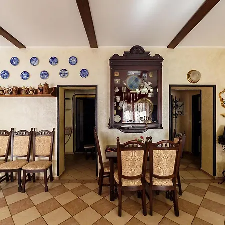 Patkovski Hotel *