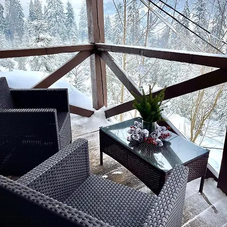Adriana Chalet *