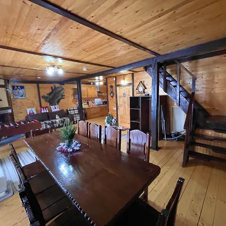 Chalet Adriana *