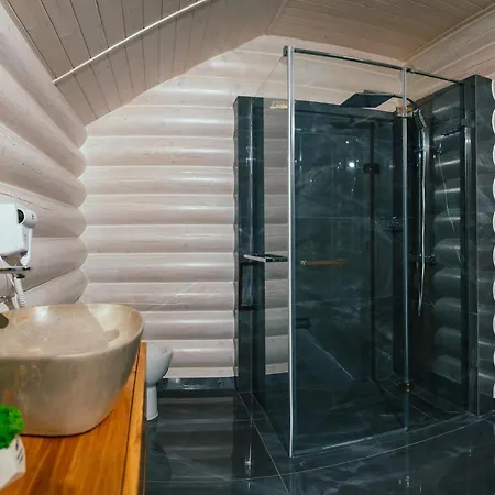 Whitewood Chalet *