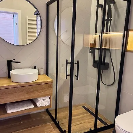 Be Be - Premium Jacuzi & Private Pool Chalet