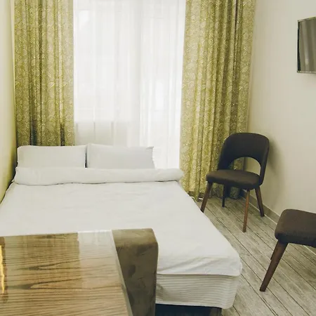 ніка Aparthotel