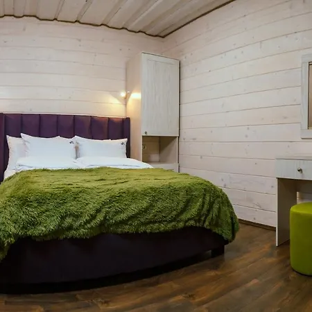 Whiteberry Hotel