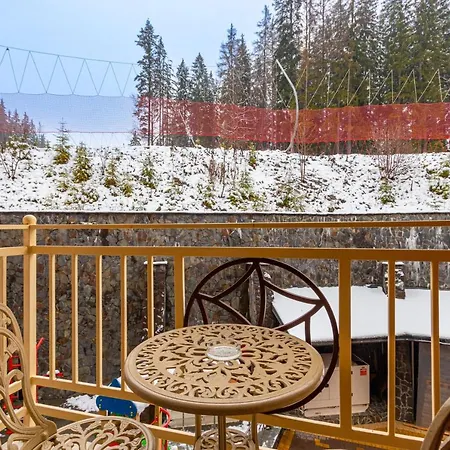 Petros Hotel