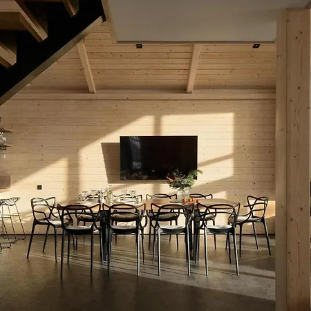 Be Be - Premium Jacuzi & Private Pool Bukovel