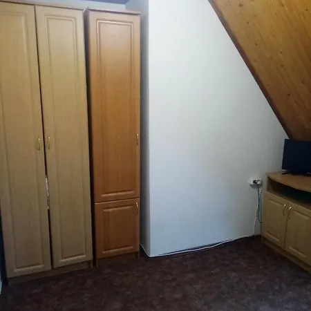 Ra *