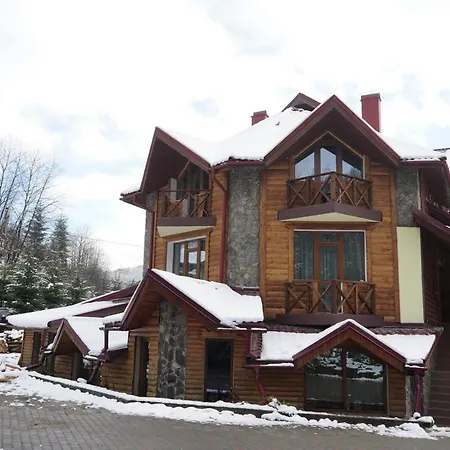 Girskiy Prutets Hotel 4*
