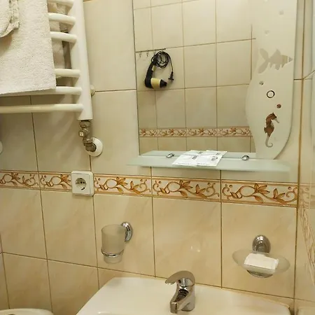 Ra Guest house *
