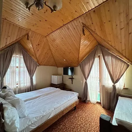 Silveroks Hotel