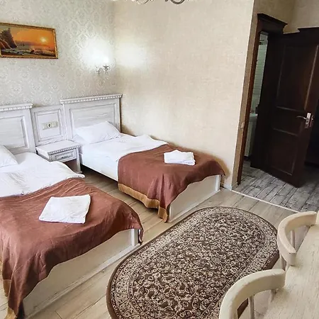 Hotel Diamond White