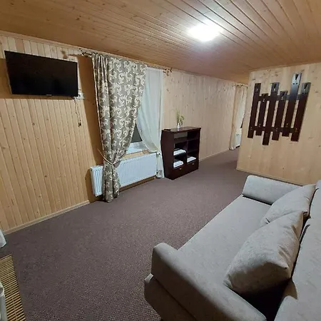приватна два сини та донька Guest house *