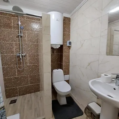 приватна два сини та донька Guest house *