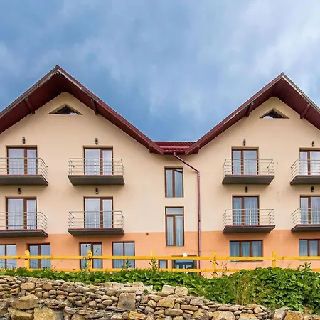 Hotel шепіт лісу