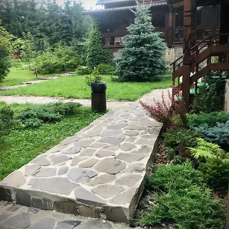 Cabană Polyanitsa окремий з каміном