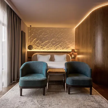 F&b Hotel 4*