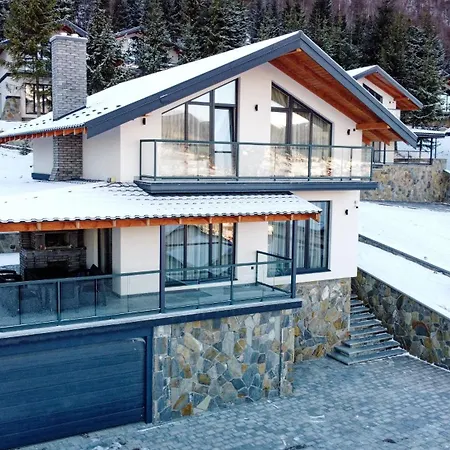 Ecoberghaus - котеджне містечко Chalet