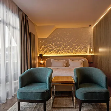 F&b 4* Bukoveľ