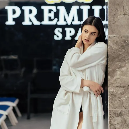 Hotel Premium & *