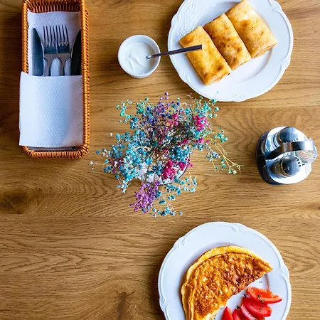 Garda - Breakfast Included In The Price Restaurant Free Parking Mountain View Kitchen In The Separate Entrance Aparthotel *