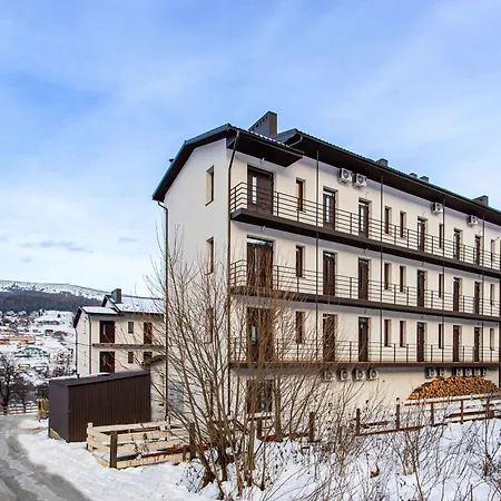Aparthotel Garda - Breakfast Included In The Price Restaurant Free Parking Mountain View Kitchen In The Separate Entrance