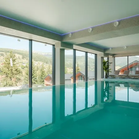 Kompleks wypoczynkowy Phoenix Relax Park 4*