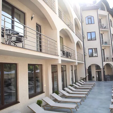 Hotel Premium &