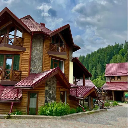 Girskiy Prutets Hotel