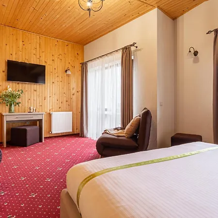 Graal Hotel 3*