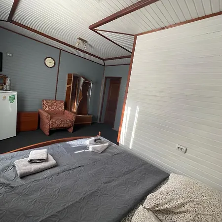 Guest house U Halyny Sunrise