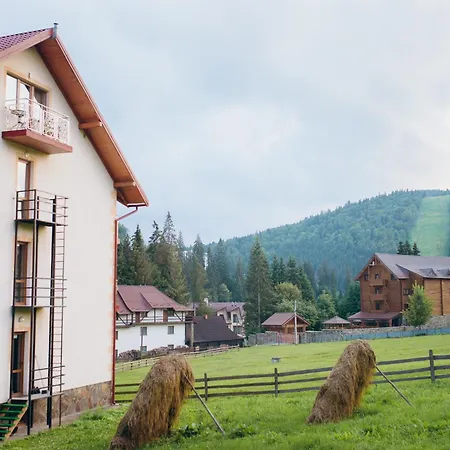 Guest house U Halyny Sunrise Bukovel