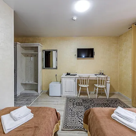Hotel Diamond White