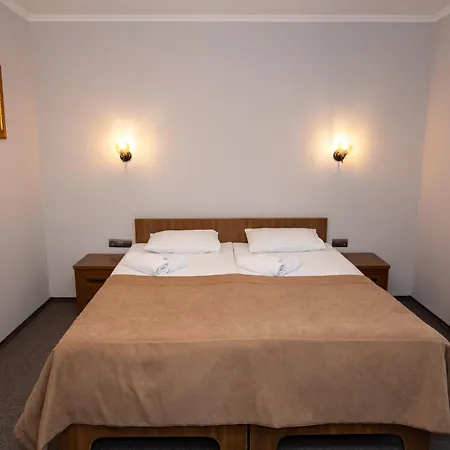 князів двір Hotel