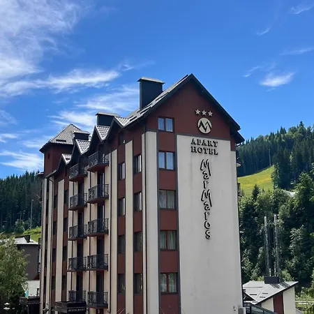 Aparthotel Marmaros & 3*