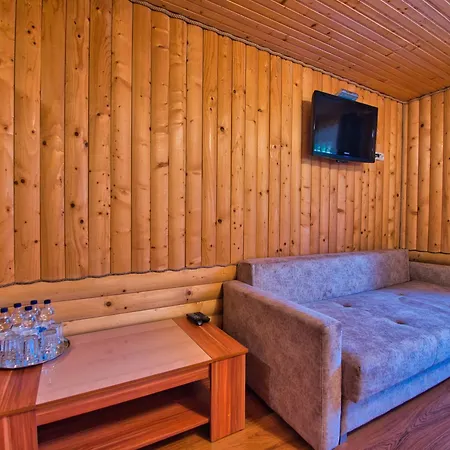 Hotel новий