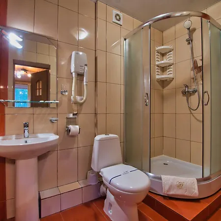 Hotel новий *