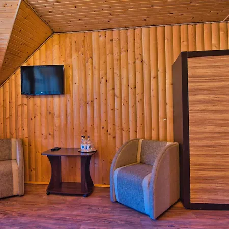 Hotel новий