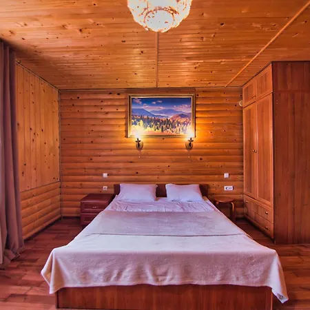 Hotel новий *