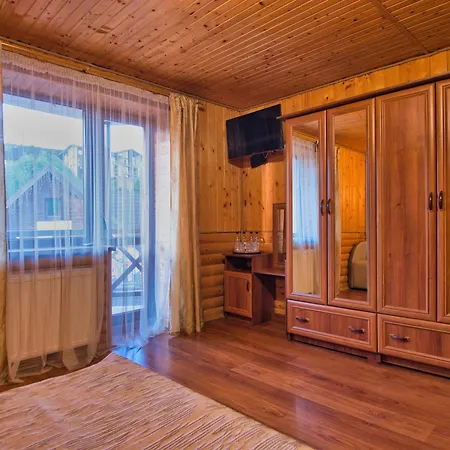 Hotel новий