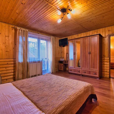 новий Hotel *