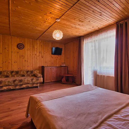 Hotel новий